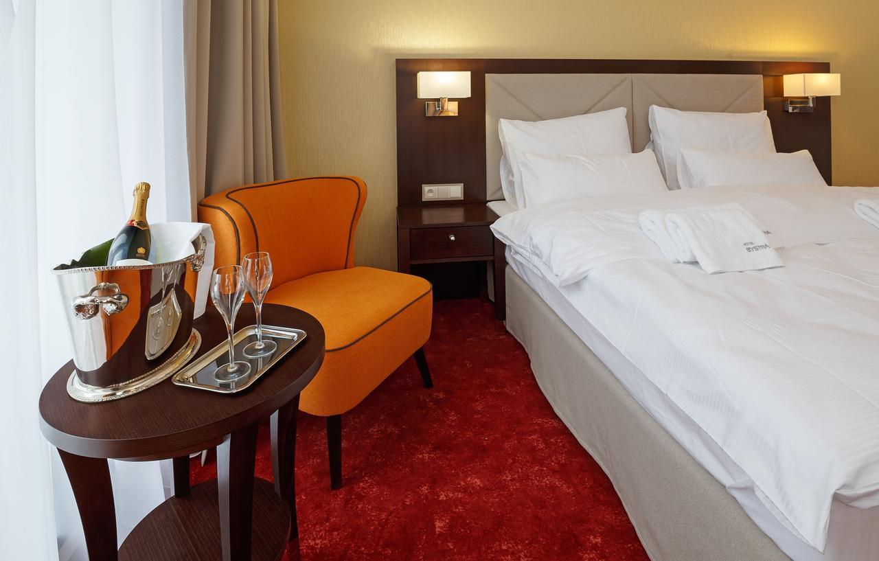 שינה Hotel Bystra מראה חיצוני תמונה